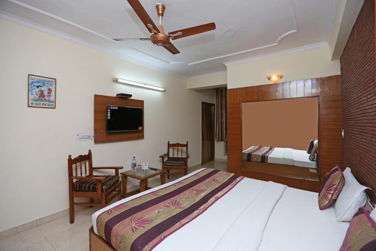 Oyo Flagship 9554 Hotel Grand Plaza Faridabad Zewnętrze zdjęcie